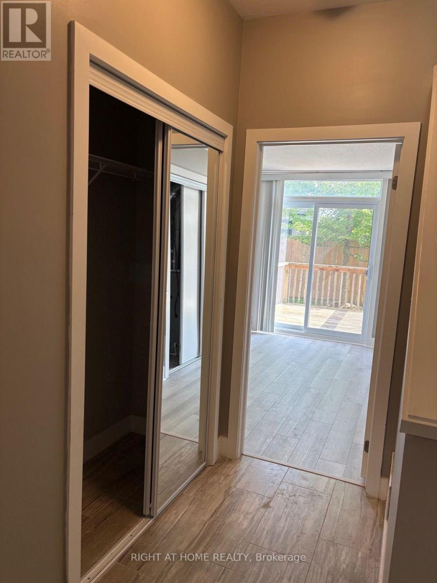 212 - 1960 Dalmagarry Road, London North, Ontario  N6G 0T8 - Photo 6 - X13830460