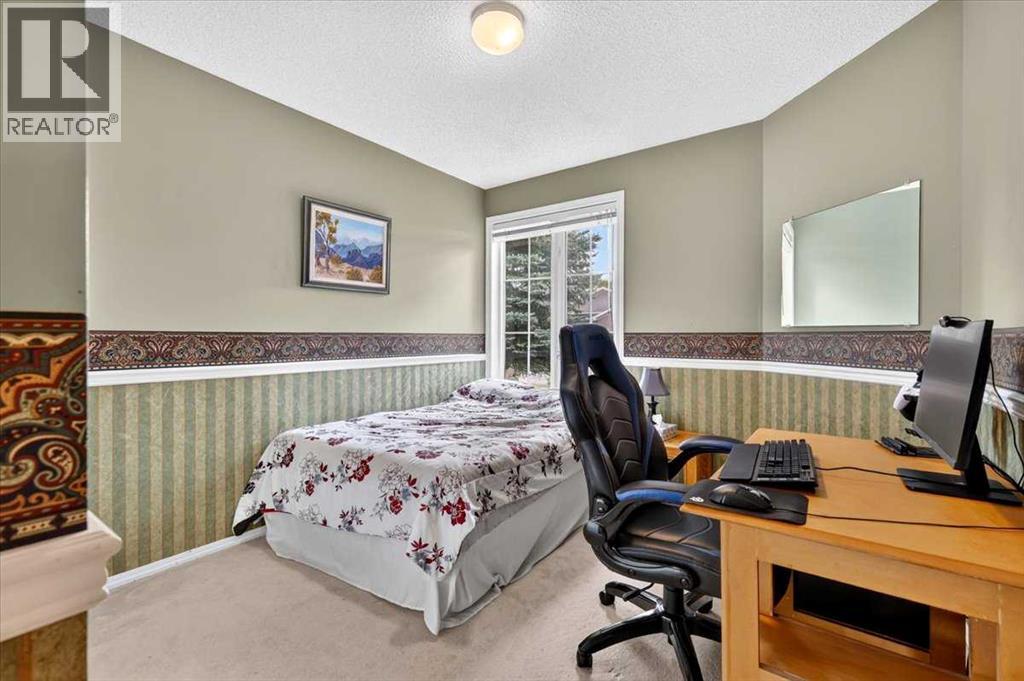 6 Harvest Grove Green NE, Calgary, Alberta  T3K 4W5 - Photo 23 - A2342371
