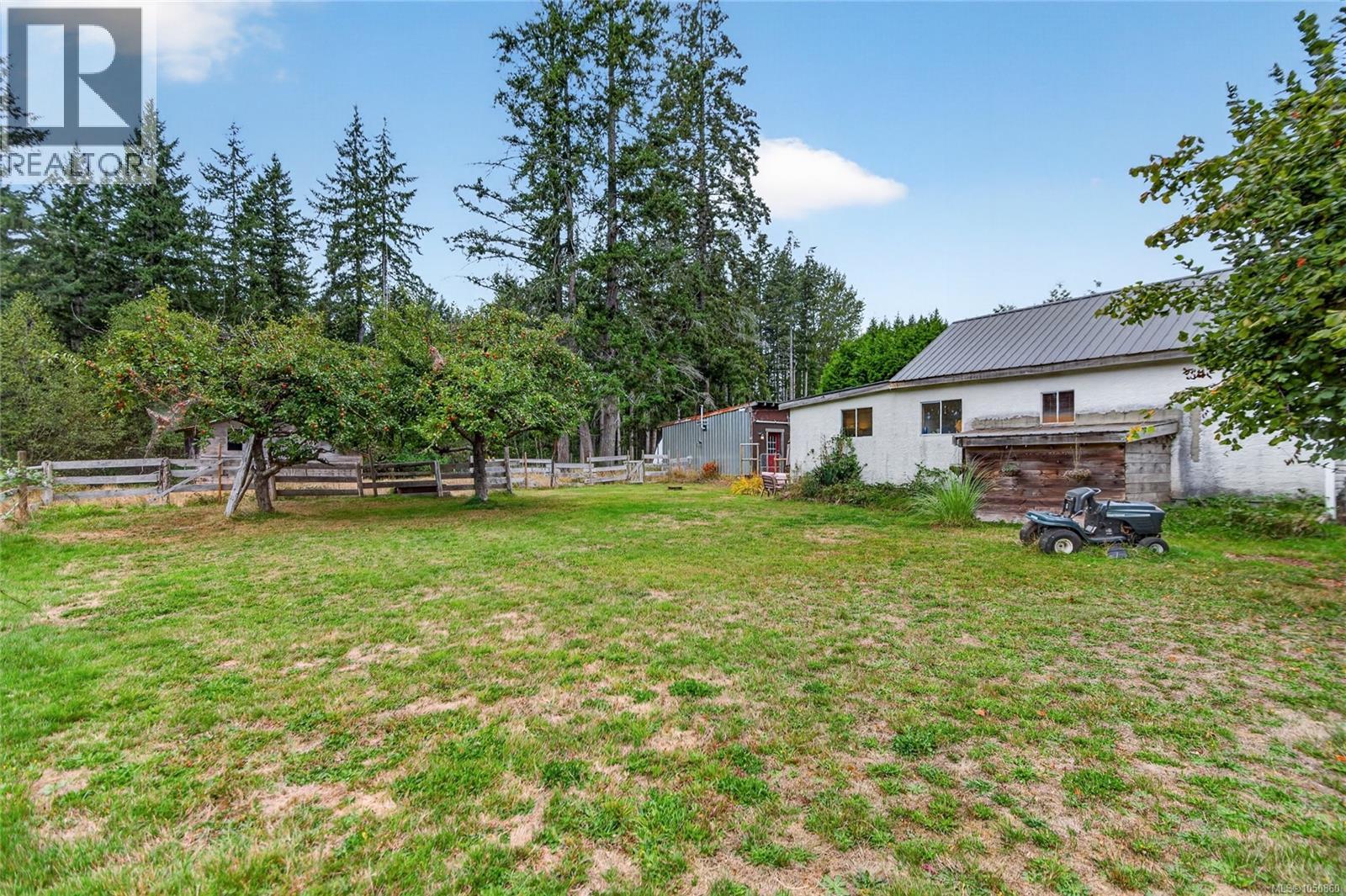 6553 Island Hwy N, Merville, British Columbia  V0R 2M0 - Photo 54 - 1050860