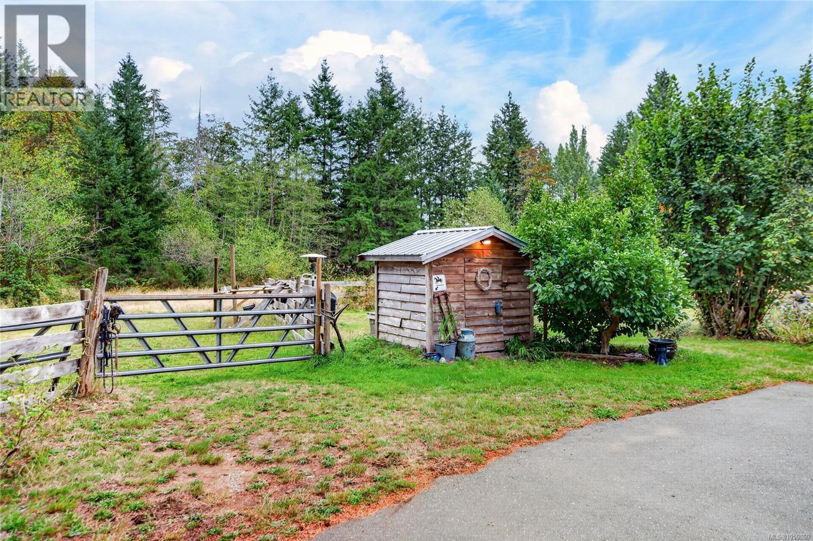 6553 Island Hwy N, Merville, British Columbia  V0R 2M0 - Photo 50 - 1050860