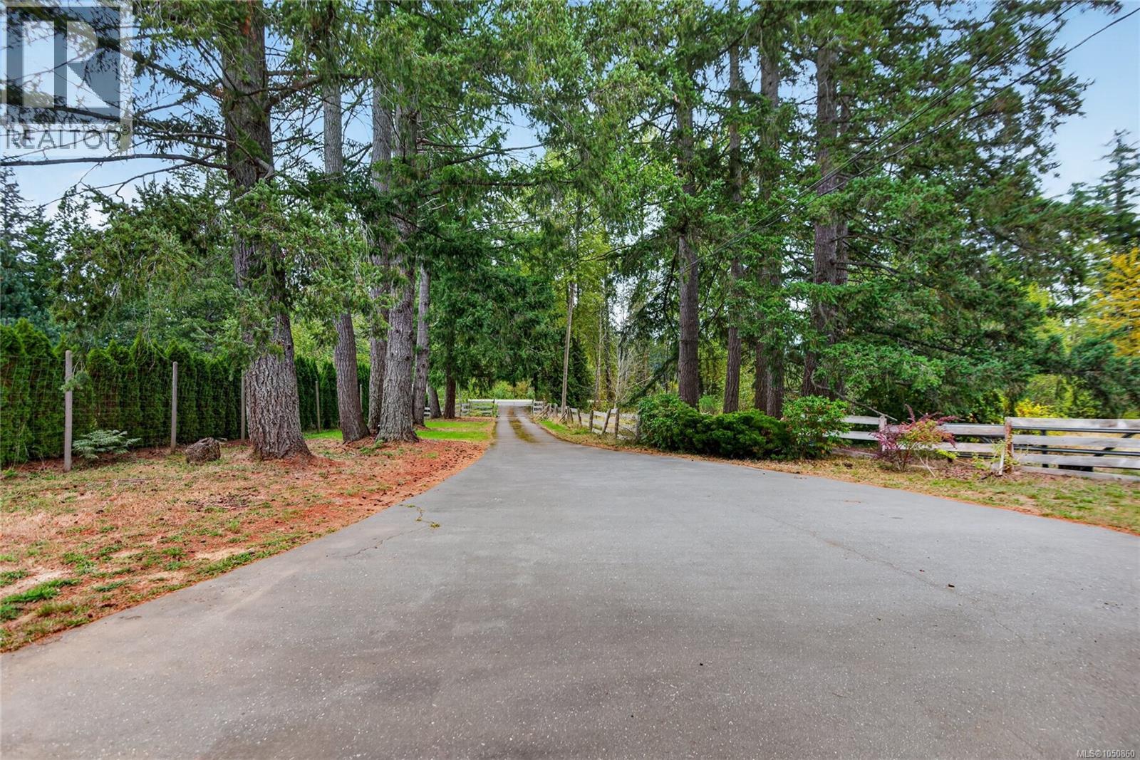 6553 Island Hwy N, Merville, British Columbia  V0R 2M0 - Photo 5 - 1050860