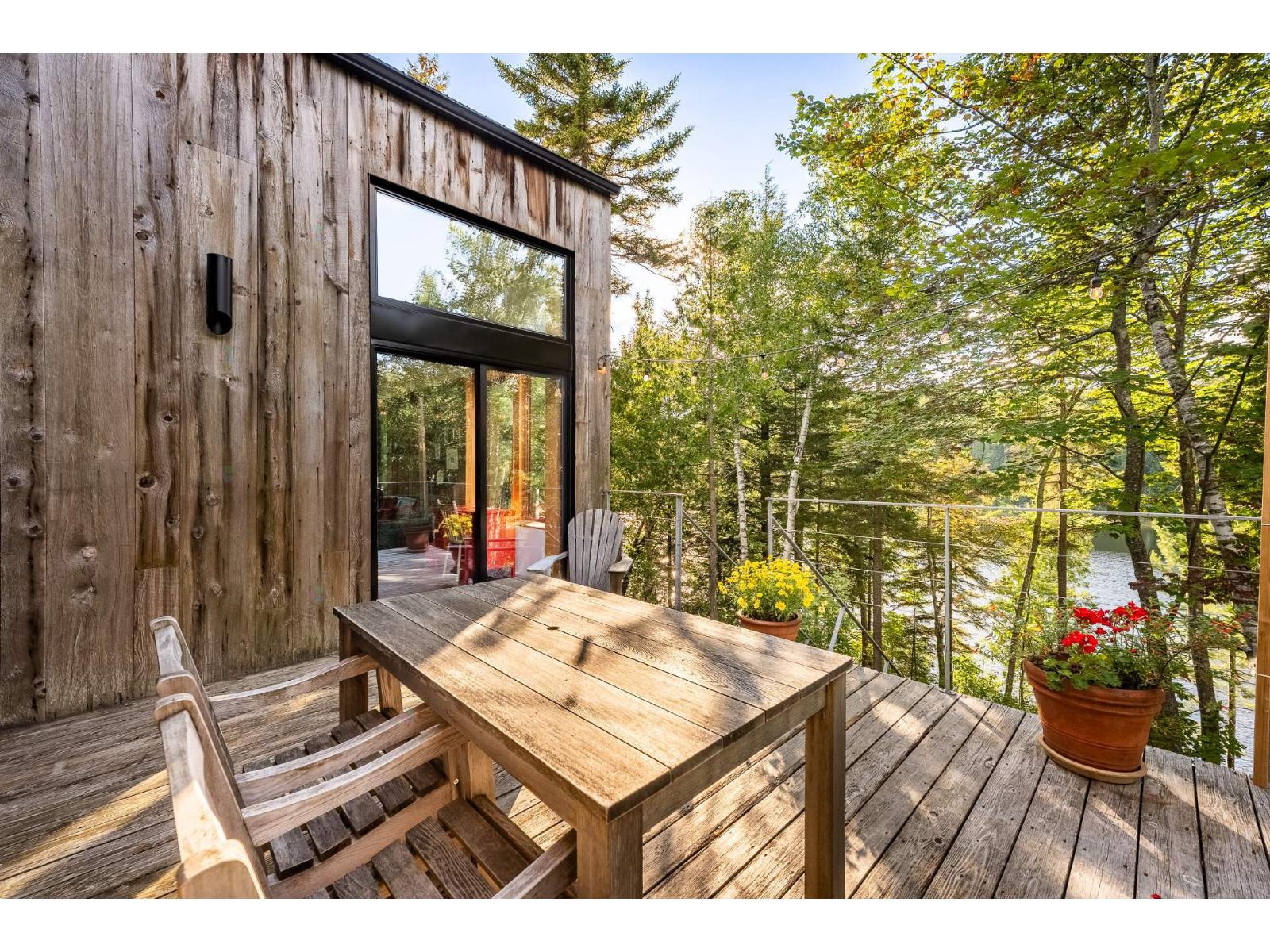 590 Ch. des Bois Saint-Côme Quebec Canada J0K2B0 5