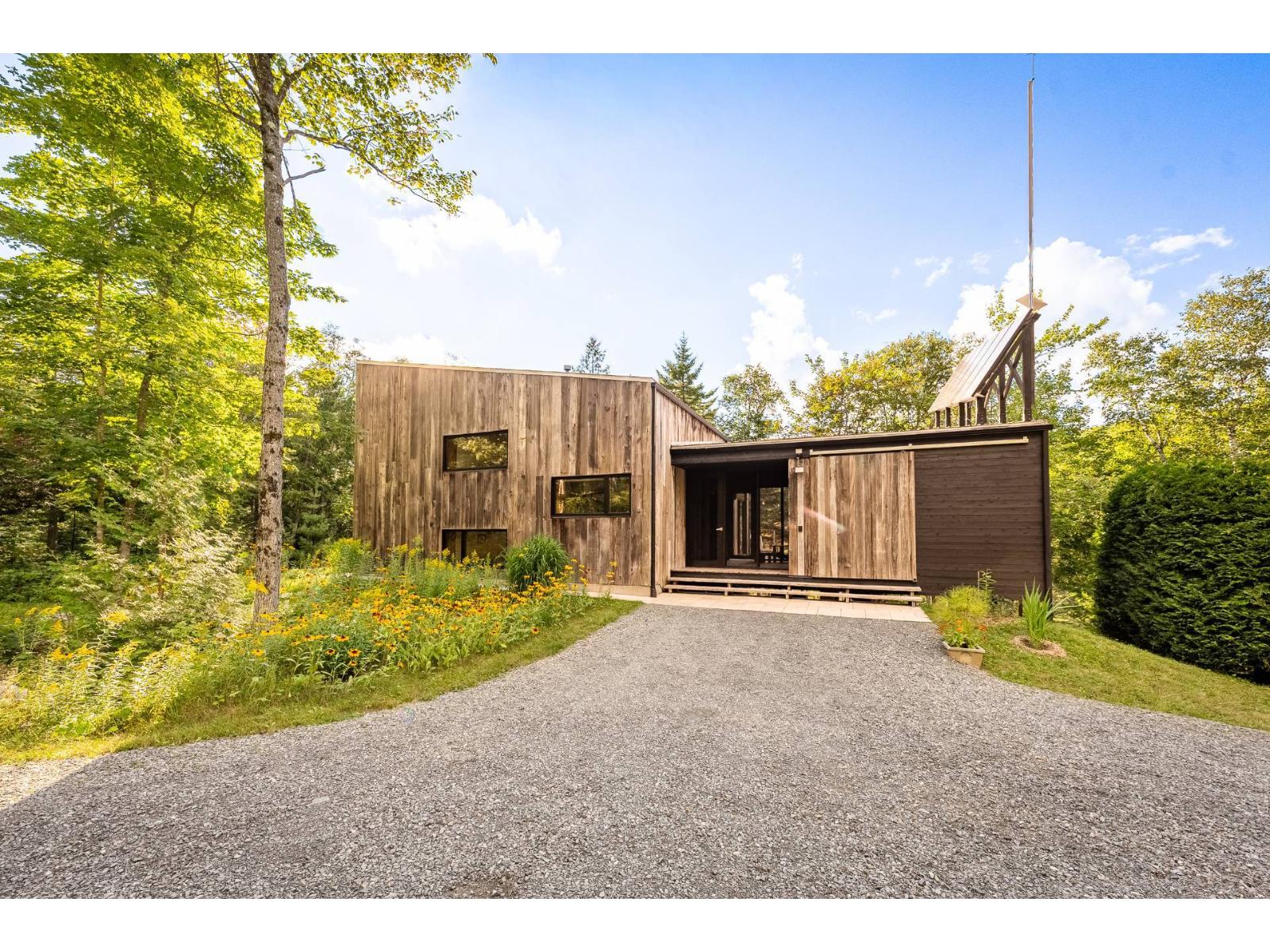 590 Ch. des Bois Saint-Côme Quebec Canada J0K2B0 2