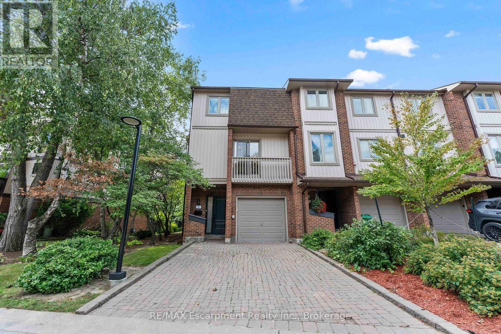 9 - 1160 WALDEN CIRCLE, Mississauga, Ontario