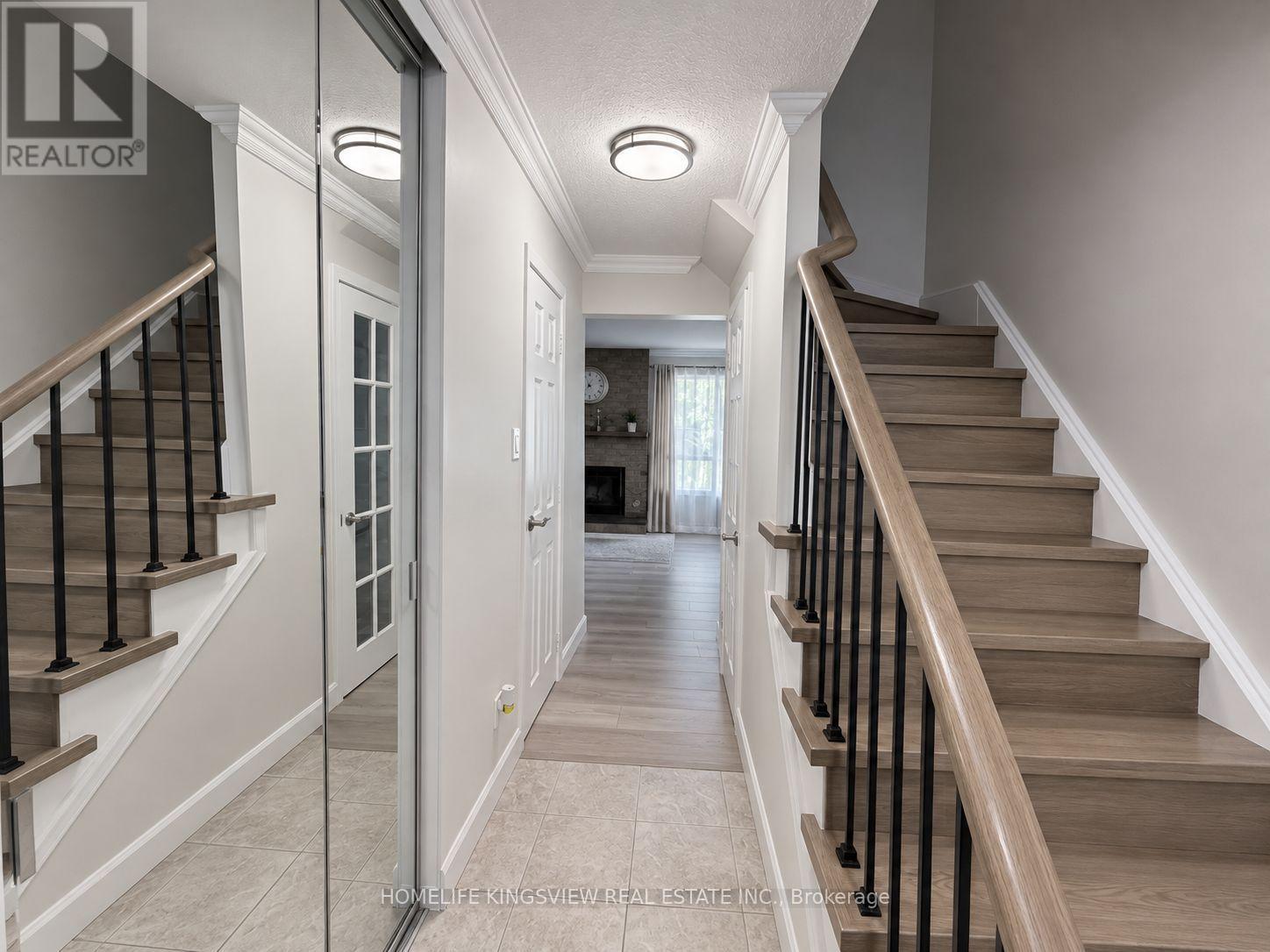 39 Pioneer Pathway, Toronto, Ontario  M1B 3S3 - Photo 3 - E13825918