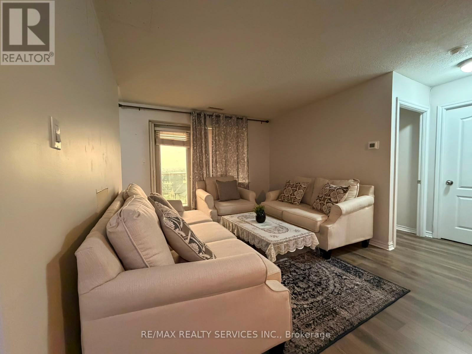 803 - 10 Dayspring Circle, Brampton, Ontario L6P 1B9 - Photo 18 - W13761414
