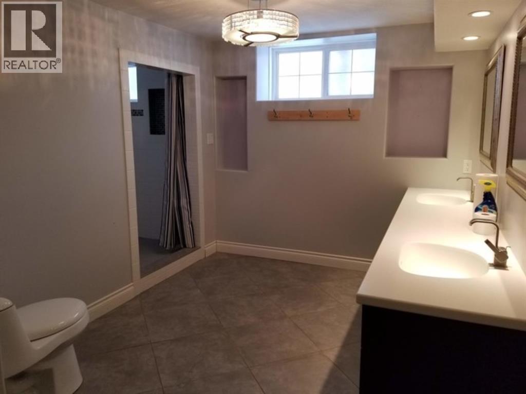 109 Ceal Square