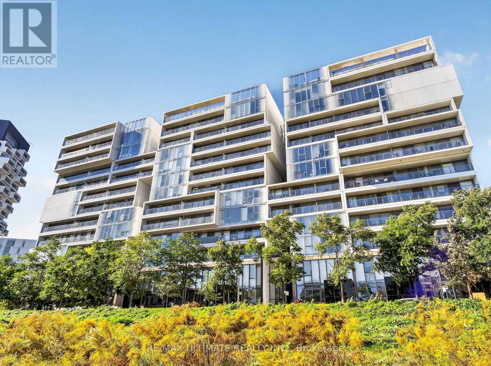701 - 32 TROLLEY CRESCENT, Toronto, Ontario