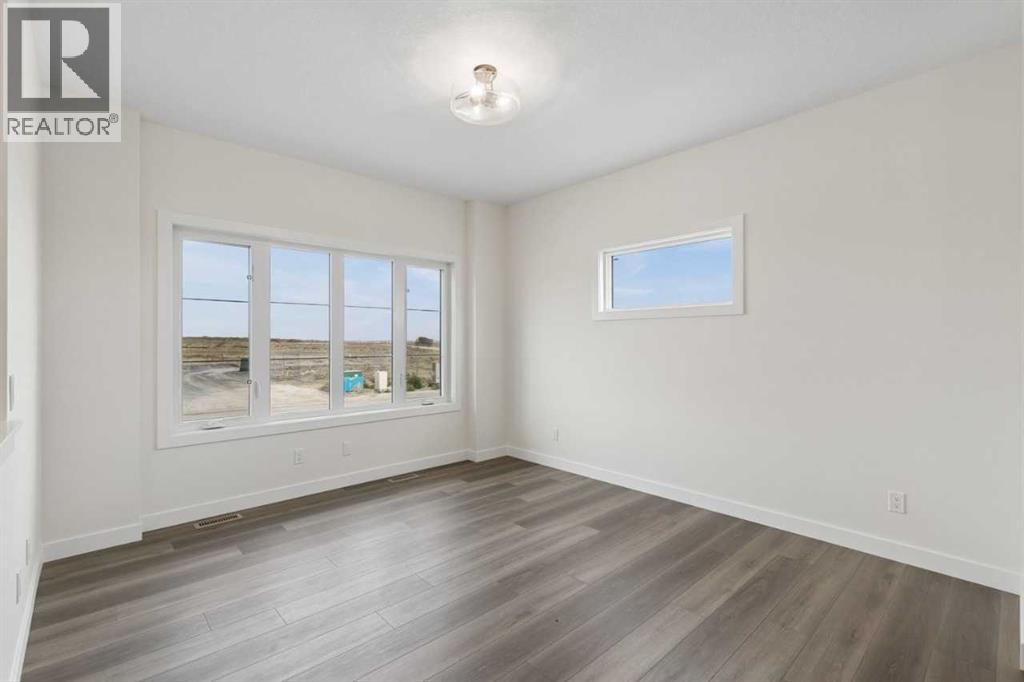 31 Lewiston Park NE