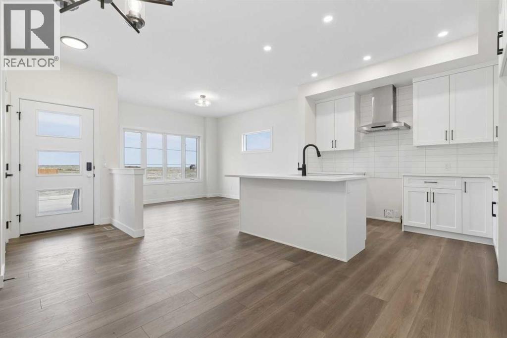 31 Lewiston Park NE