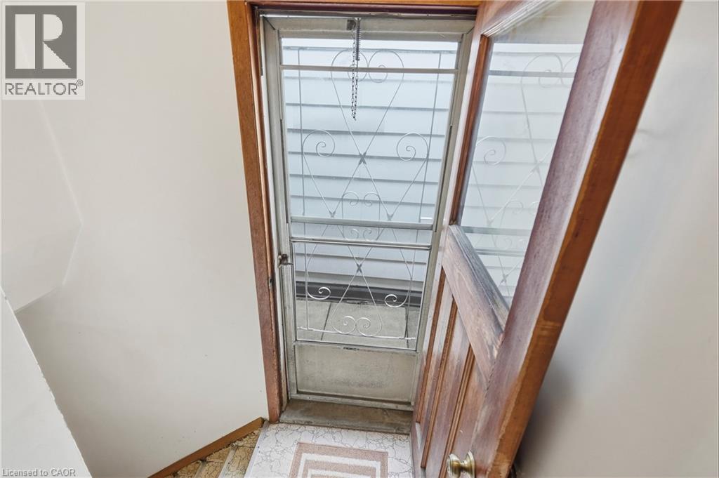 23 Chatham Street, Hamilton, Ontario  L8P 2B3 - Photo 19 - 40866552