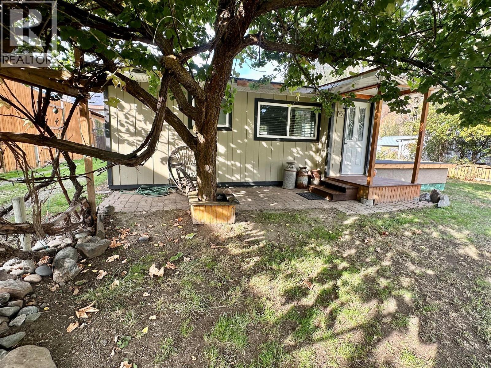 2632 6th Street, Olalla, British Columbia  V0X 1N0 - Photo 37 - 10401549