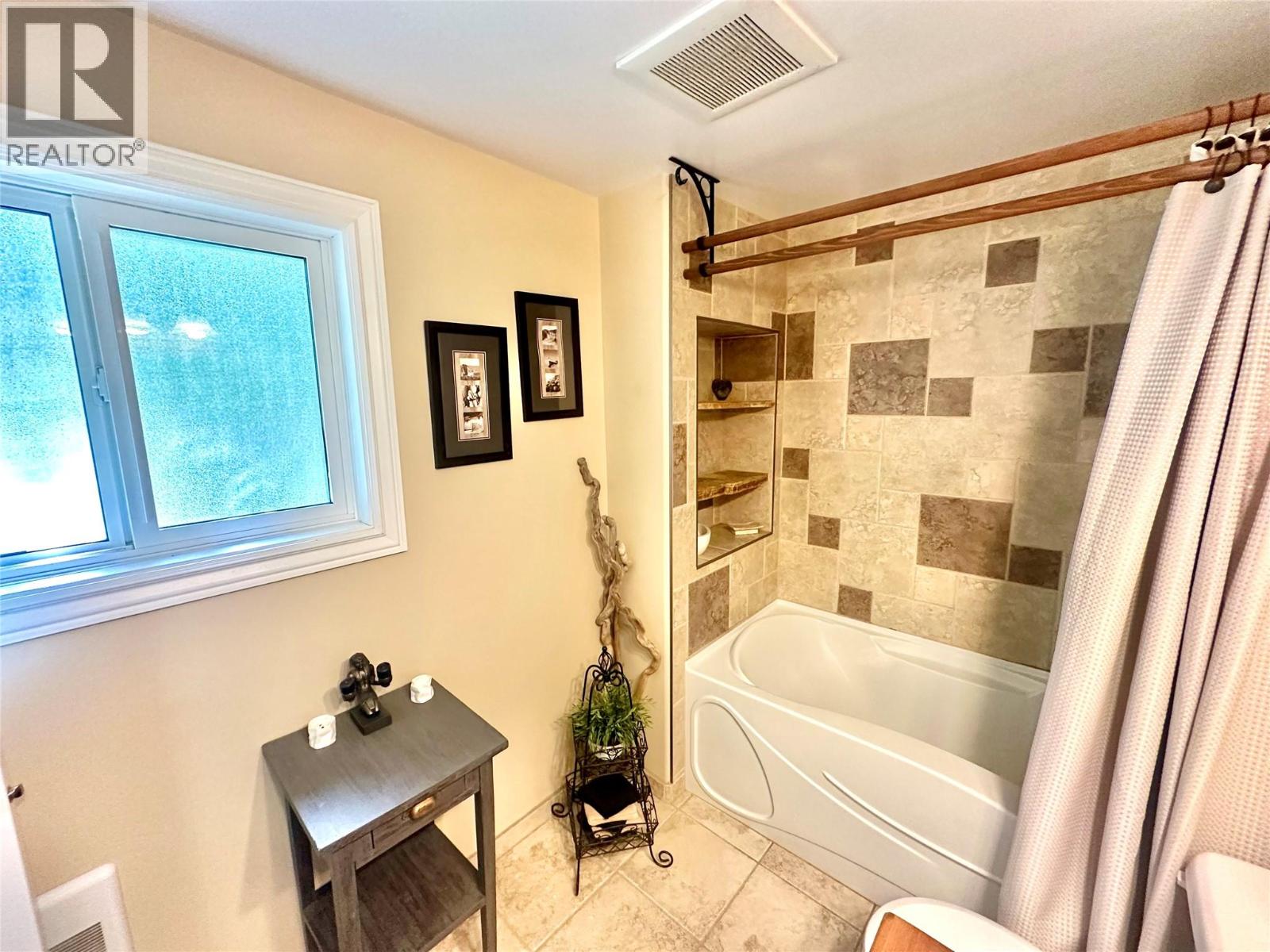 2632 6th Street, Olalla, British Columbia  V0X 1N0 - Photo 17 - 10401549