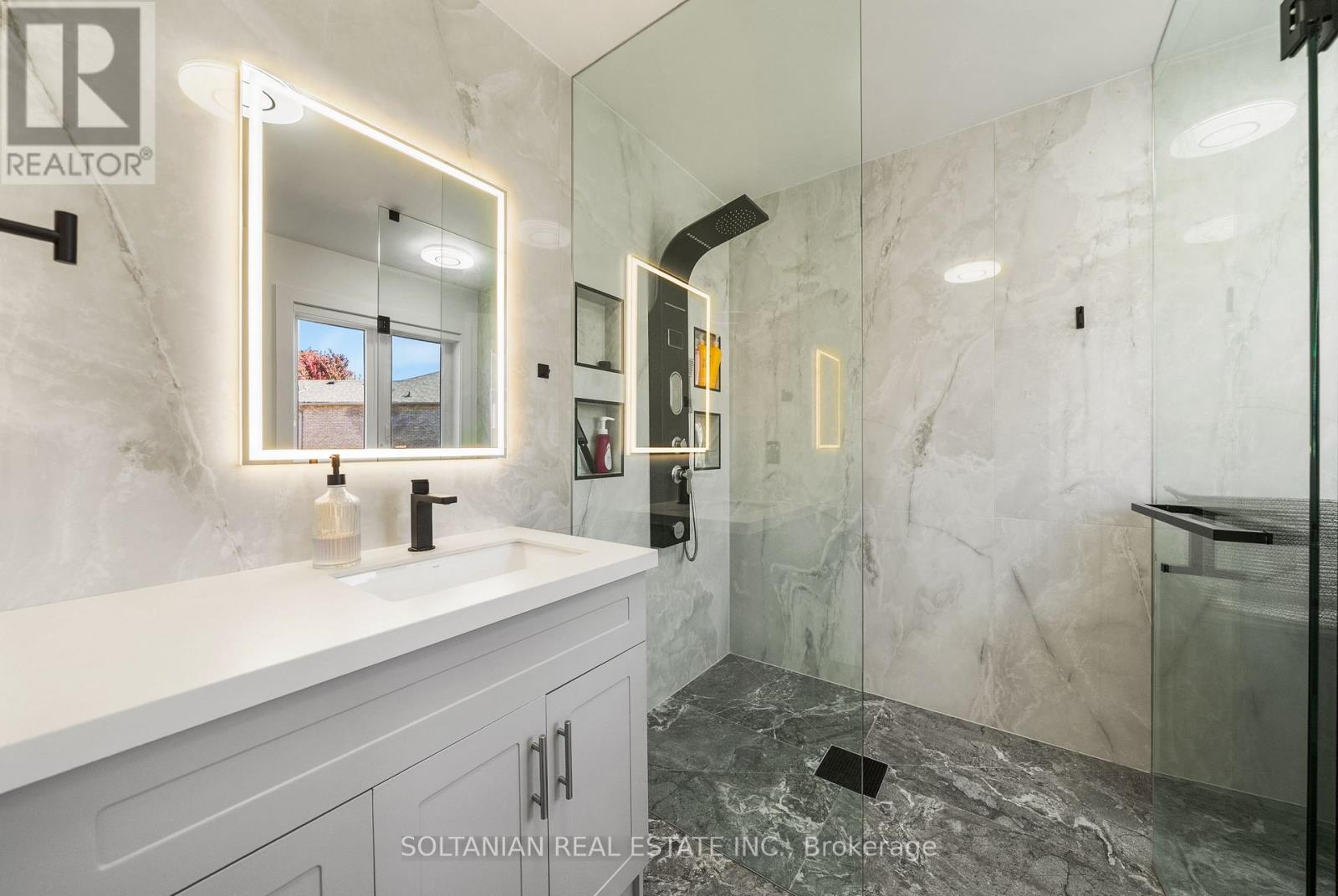 163 Wildberry Crescent, Vaughan, Ontario  L4H 2E8 - Photo 29 - N13830526