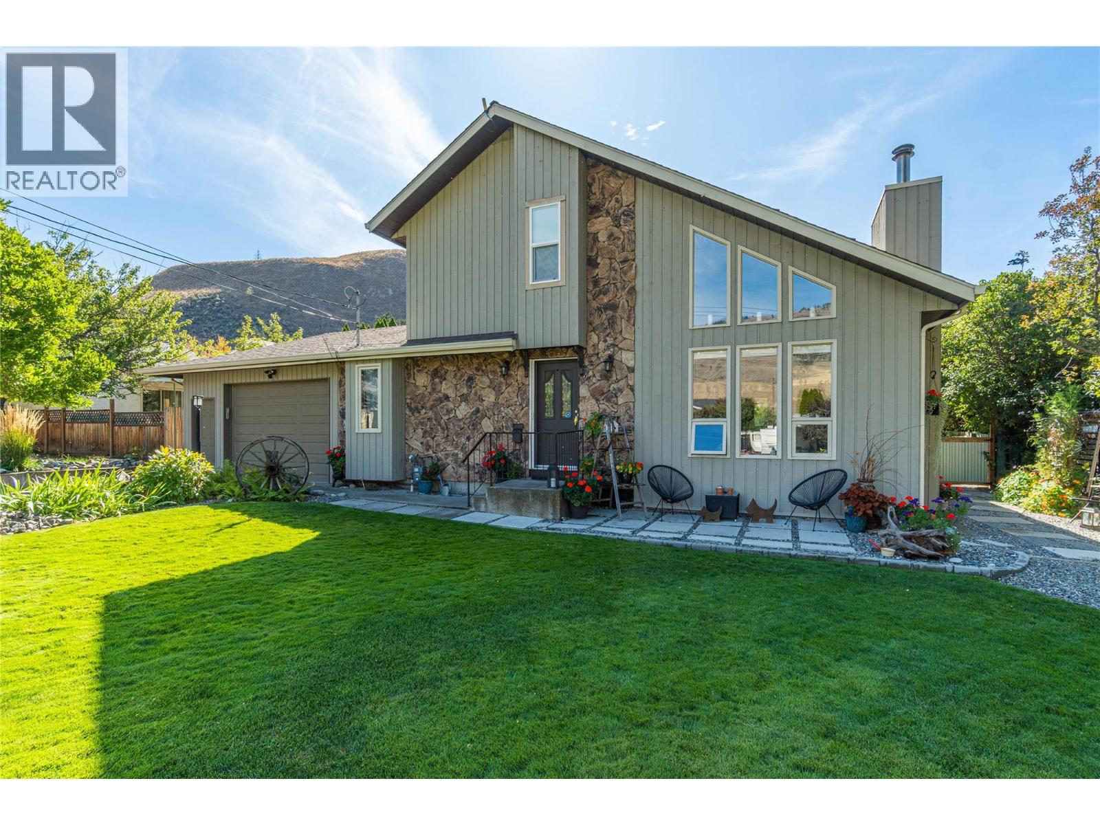 2653 SUNSET Drive, Kamloops, British Columbia