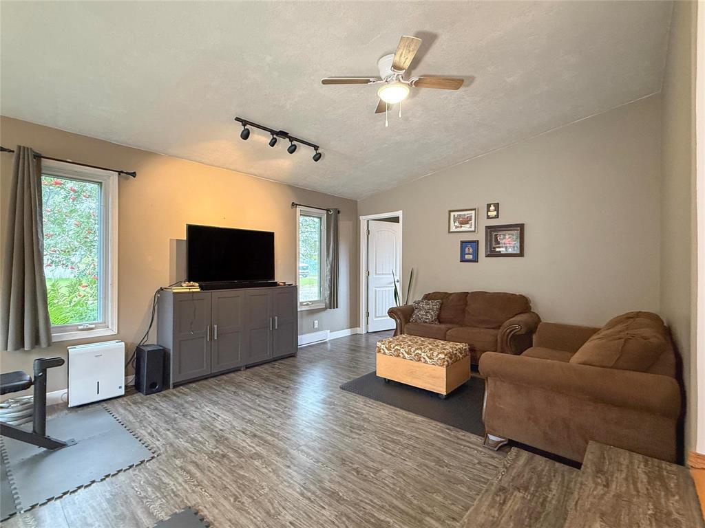 162 1st Street, Cromer, Manitoba  R0M 0J0 - Photo 13 - 202623175
