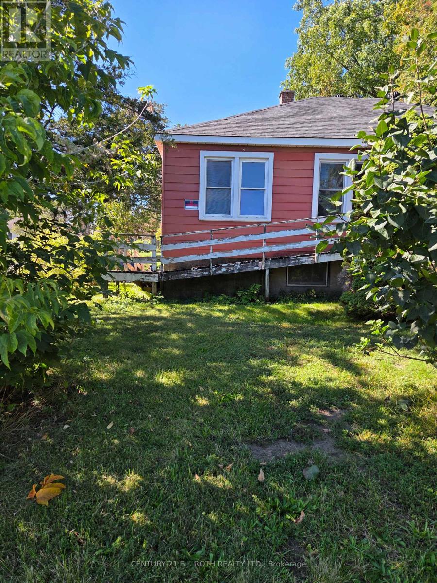 79 Frederick Street, Orillia, Ontario  L3V 5W6 - Photo 4 - S13655208