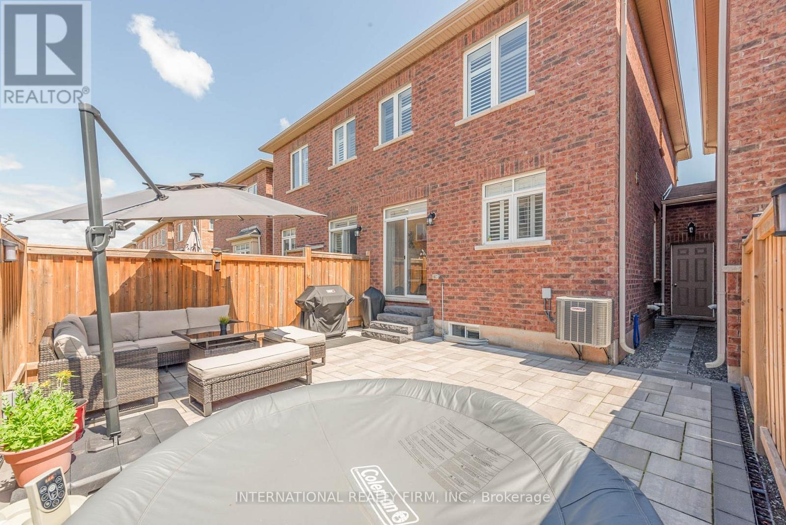 99 Huguenot Road, Oakville, Ontario  L6H 0M3 - Photo 35 - W13830474