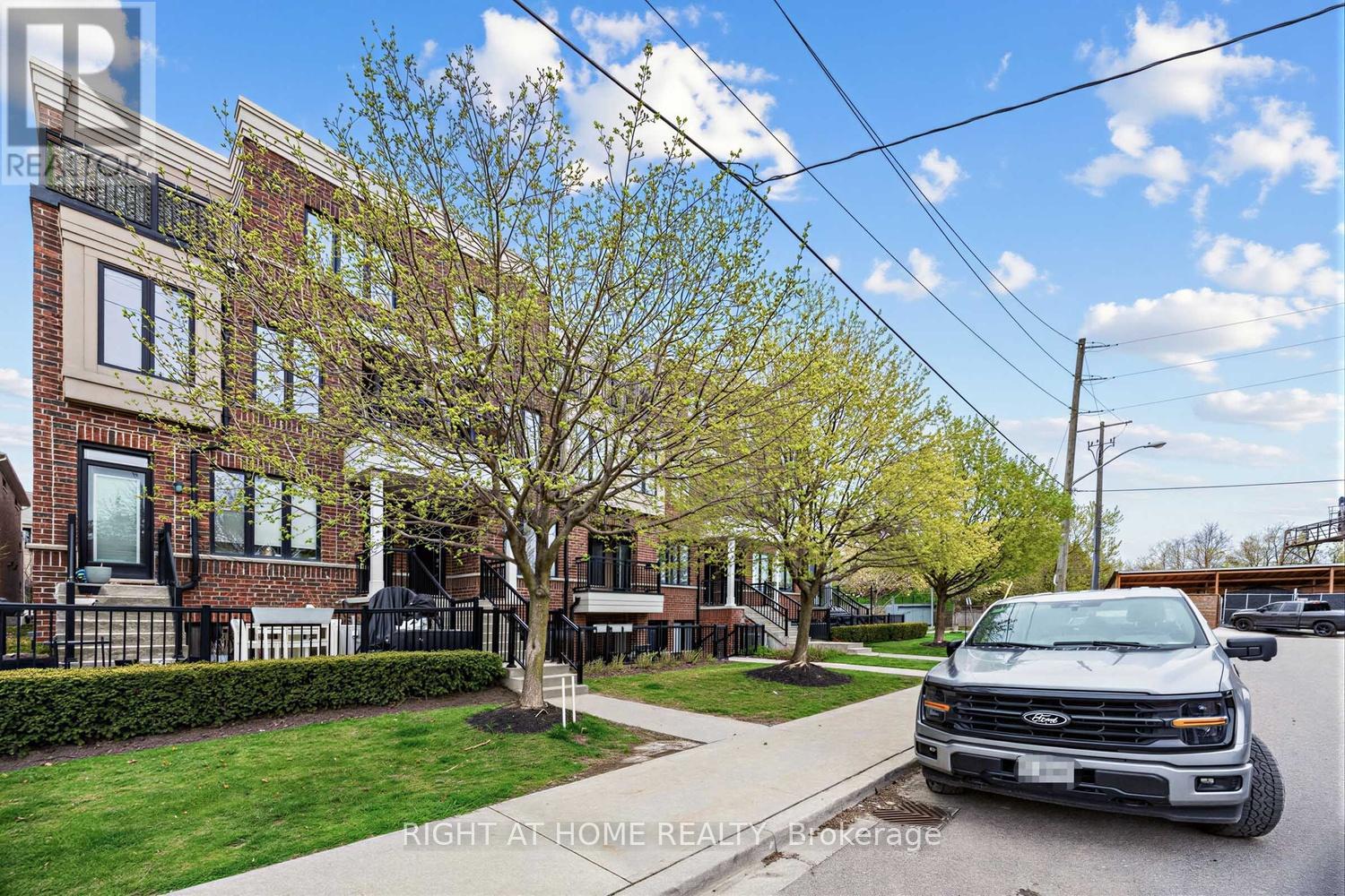 23 - 120 Twenty Fourth Street, Toronto, Ontario  M8V 0B8 - Photo 15 - W13830480