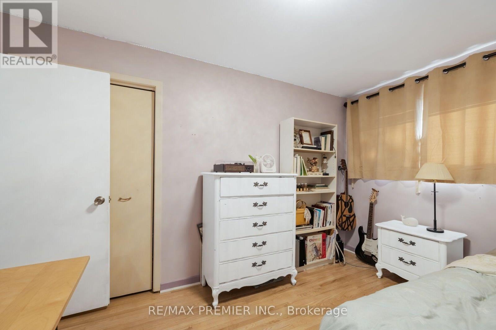 9 Adeline Court, Toronto, Ontario  M9V 3M9 - Photo 28 - W13830498