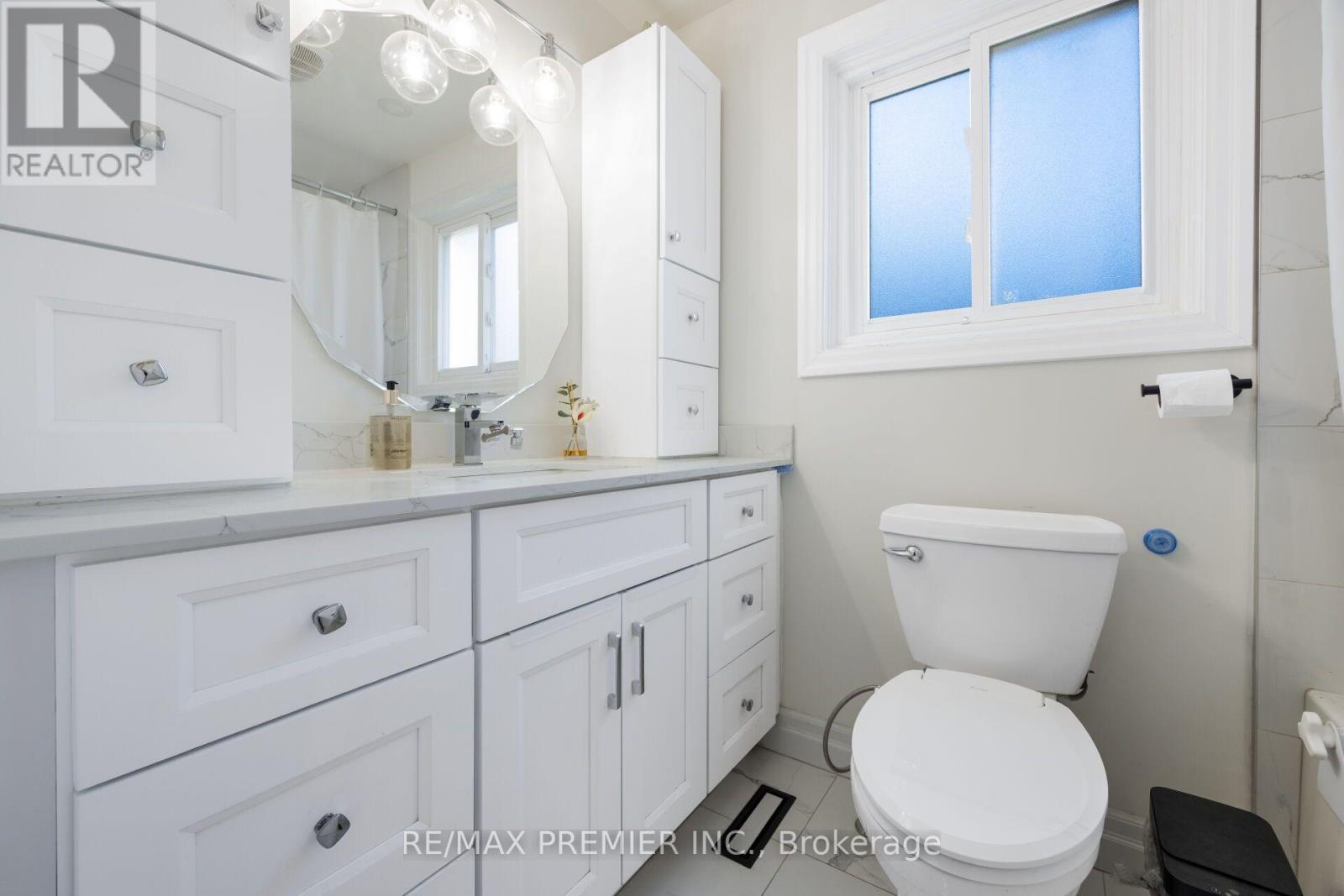 9 Adeline Court, Toronto, Ontario  M9V 3M9 - Photo 31 - W13830498