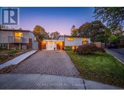 9 ADELINE COURT, Toronto, Ontario