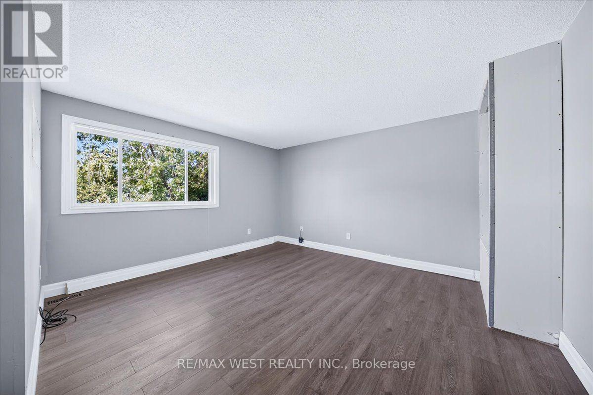17 Heather Street, Caledon, Ontario  L7K 0B1 - Photo 12 - W13830506