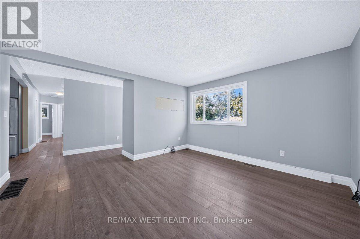 17 Heather Street, Caledon, Ontario  L7K 0B1 - Photo 13 - W13830506
