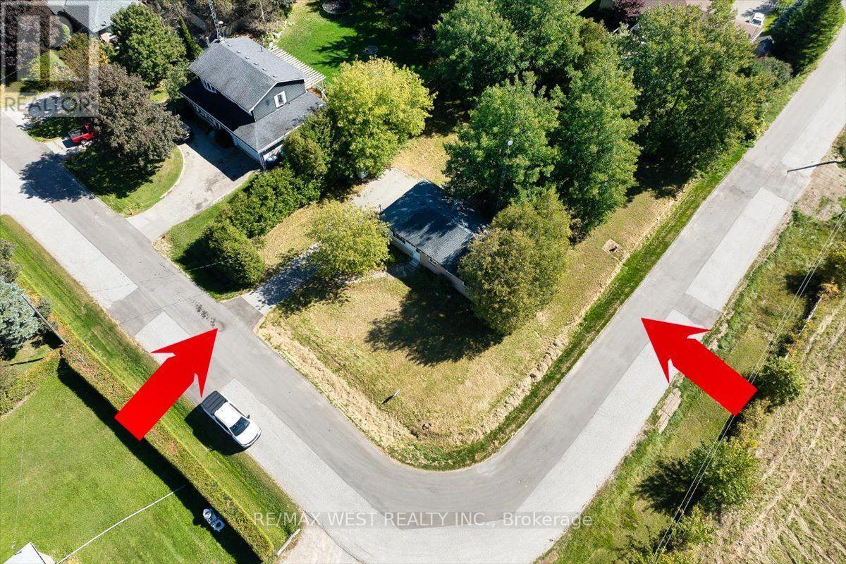 17 Heather Street, Caledon, Ontario  L7K 0B1 - Photo 5 - W13830506