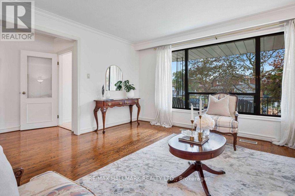 12 Tammy Lane, Toronto, Ontario  M9V 3W3 - Photo 10 - W13830544