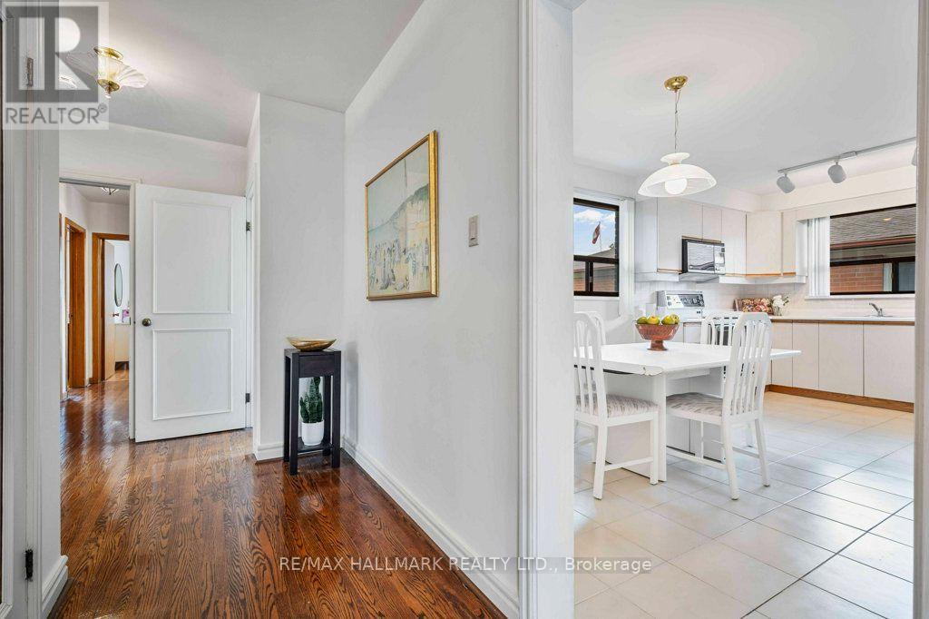 12 Tammy Lane, Toronto, Ontario  M9V 3W3 - Photo 19 - W13830544