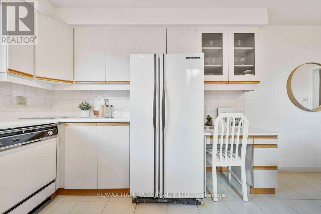 12 Tammy Lane, Toronto, Ontario  M9V 3W3 - Photo 24 - W13830544