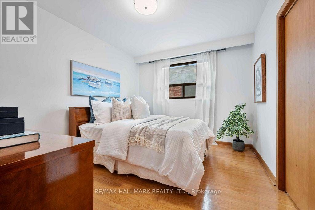 12 Tammy Lane, Toronto, Ontario  M9V 3W3 - Photo 25 - W13830544