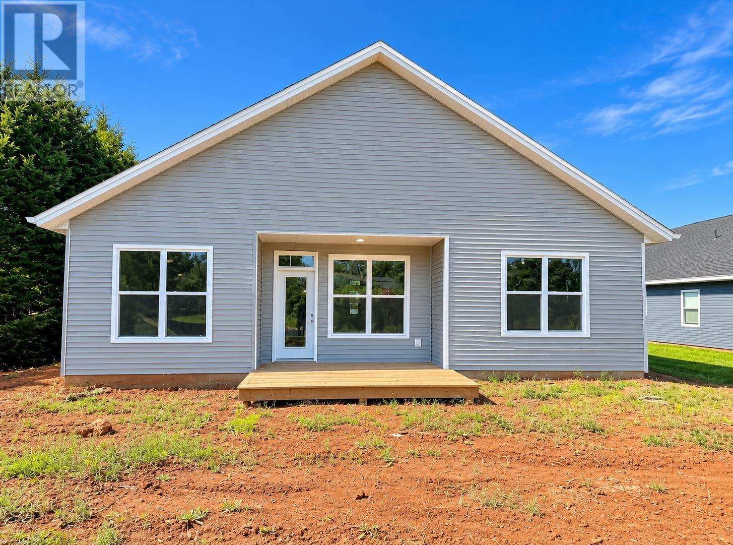14 Norman Drive, East Royalty, Prince Edward Island  C1C 1E9 - Photo 5 - 202617367