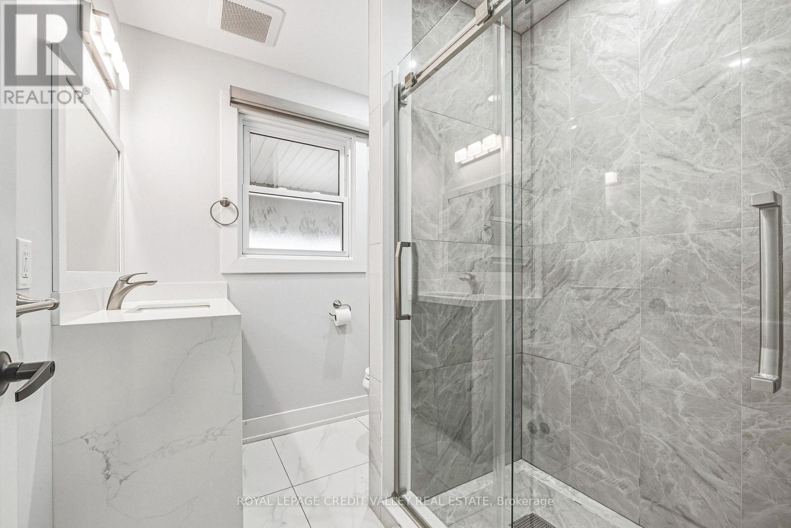12 Stevenson Avenue, London East, Ontario  N5W 1Y3 - Photo 14 - X13830536