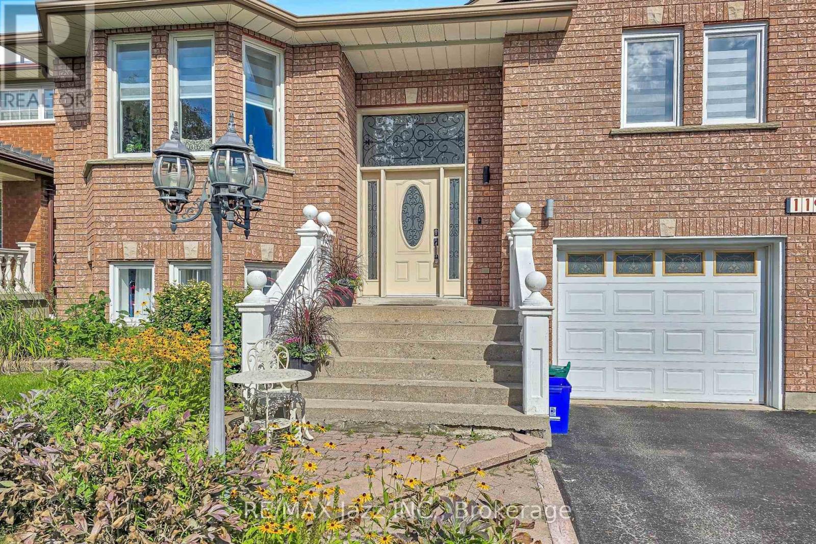 119 Elizabeth Street, Oshawa, Ontario  L1J 8L9 - Photo 3 - E13830640