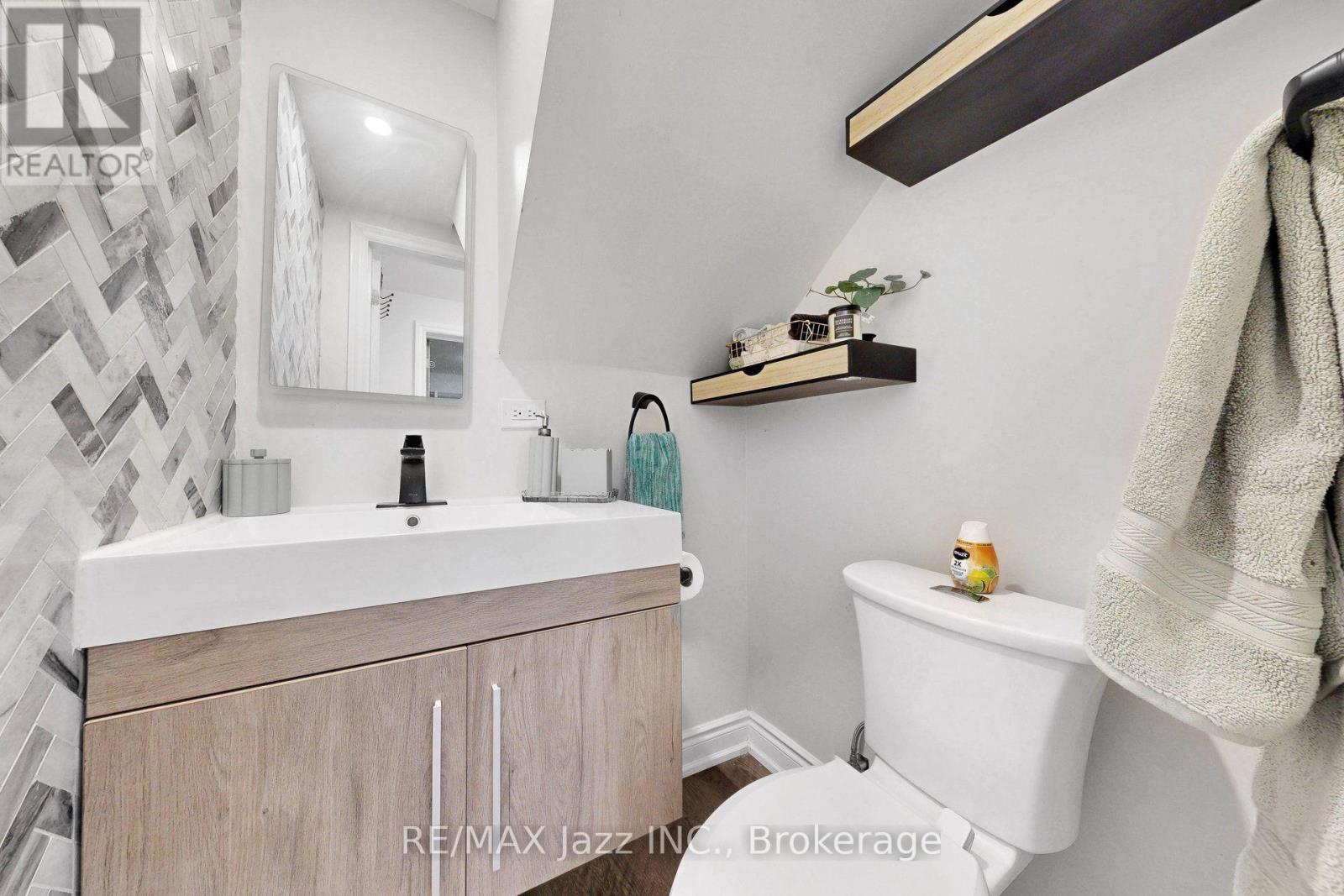119 Elizabeth Street, Oshawa, Ontario  L1J 8L9 - Photo 35 - E13830640