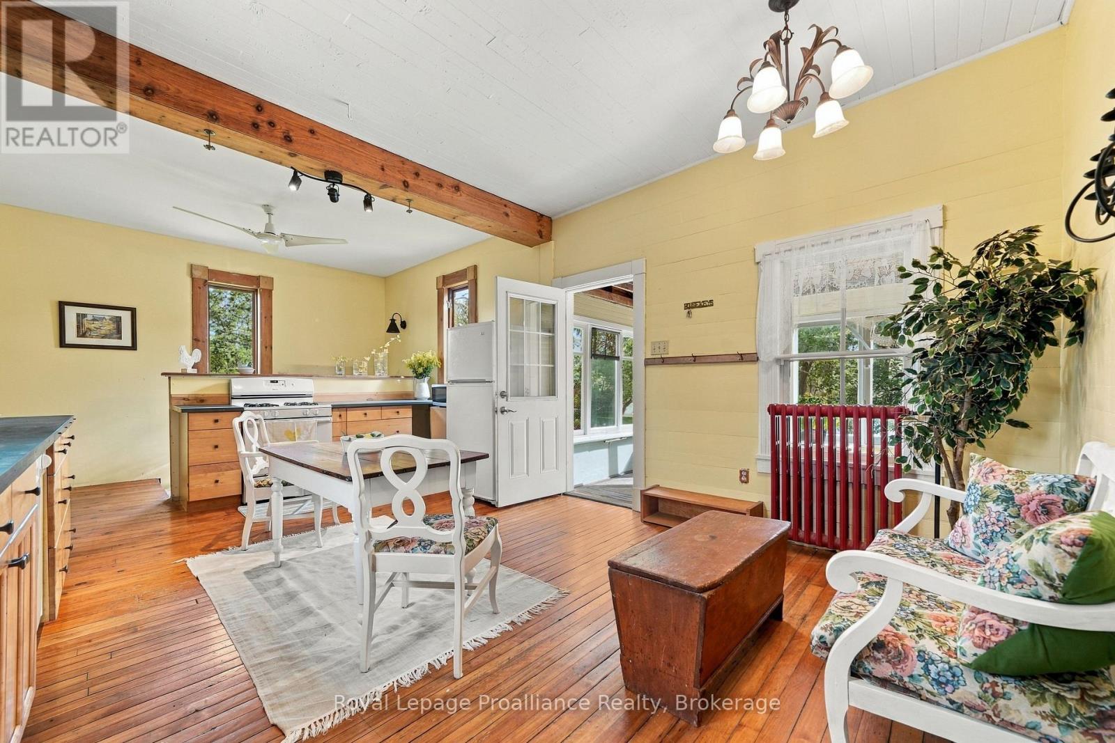 228 County Rd 29, Prince Edward County, Ontario  K0K 1T0 - Photo 4 - X13830614