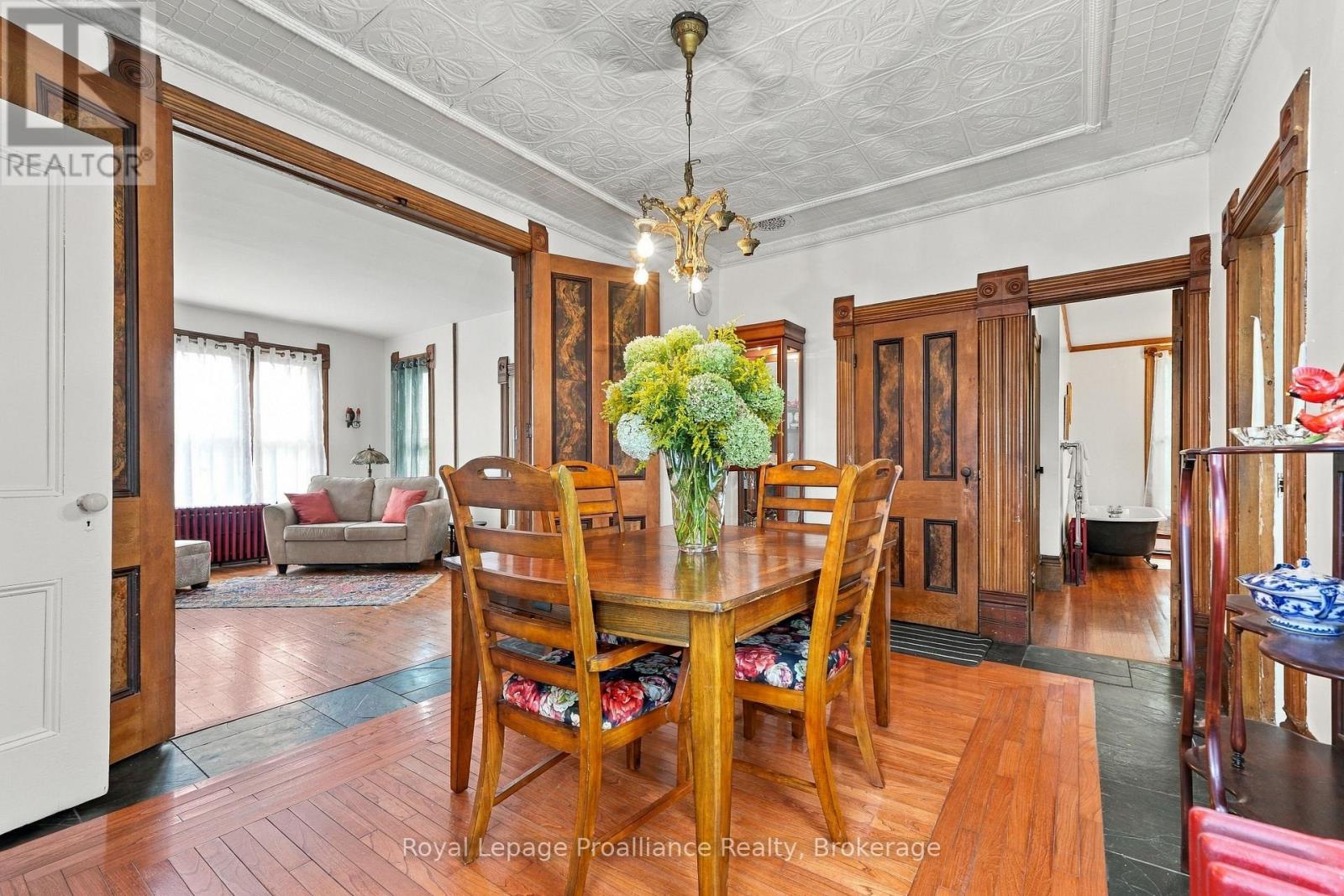 228 County Rd 29, Prince Edward County, Ontario  K0K 1T0 - Photo 8 - X13830614