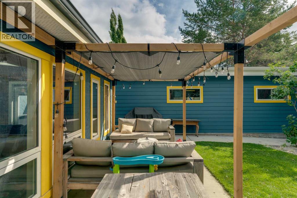 155 Brookgreen Drive SW, Calgary, Alberta  T2W 2W4 - Photo 47 - A2344877