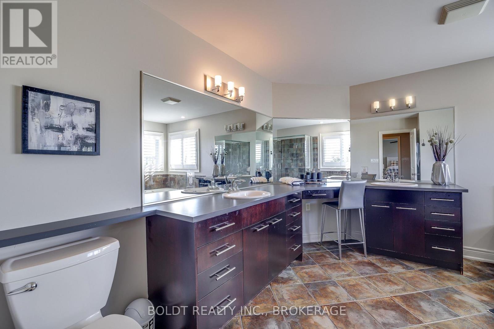 26 Matthews Court, St. Catharines, Ontario  L2S 4C4 - Photo 19 - X13821938