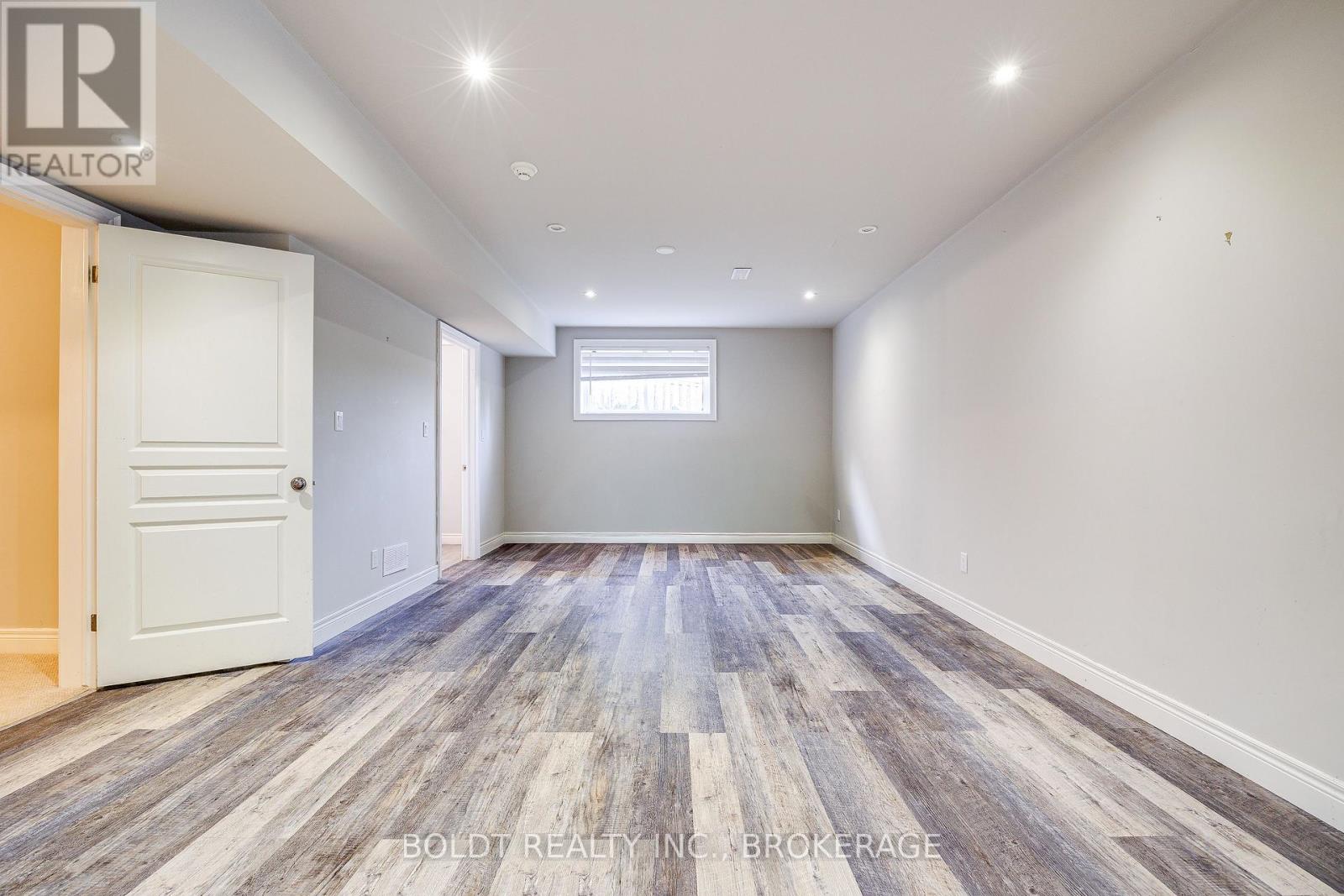 26 Matthews Court, St. Catharines, Ontario  L2S 4C4 - Photo 31 - X13821938