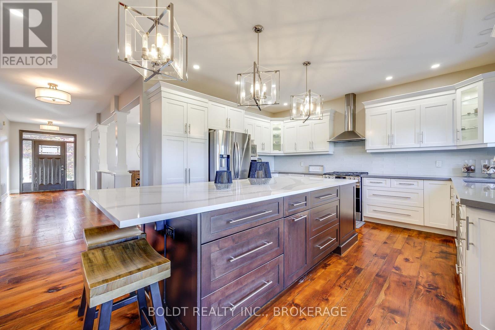 26 Matthews Court, St. Catharines, Ontario  L2S 4C4 - Photo 8 - X13821938