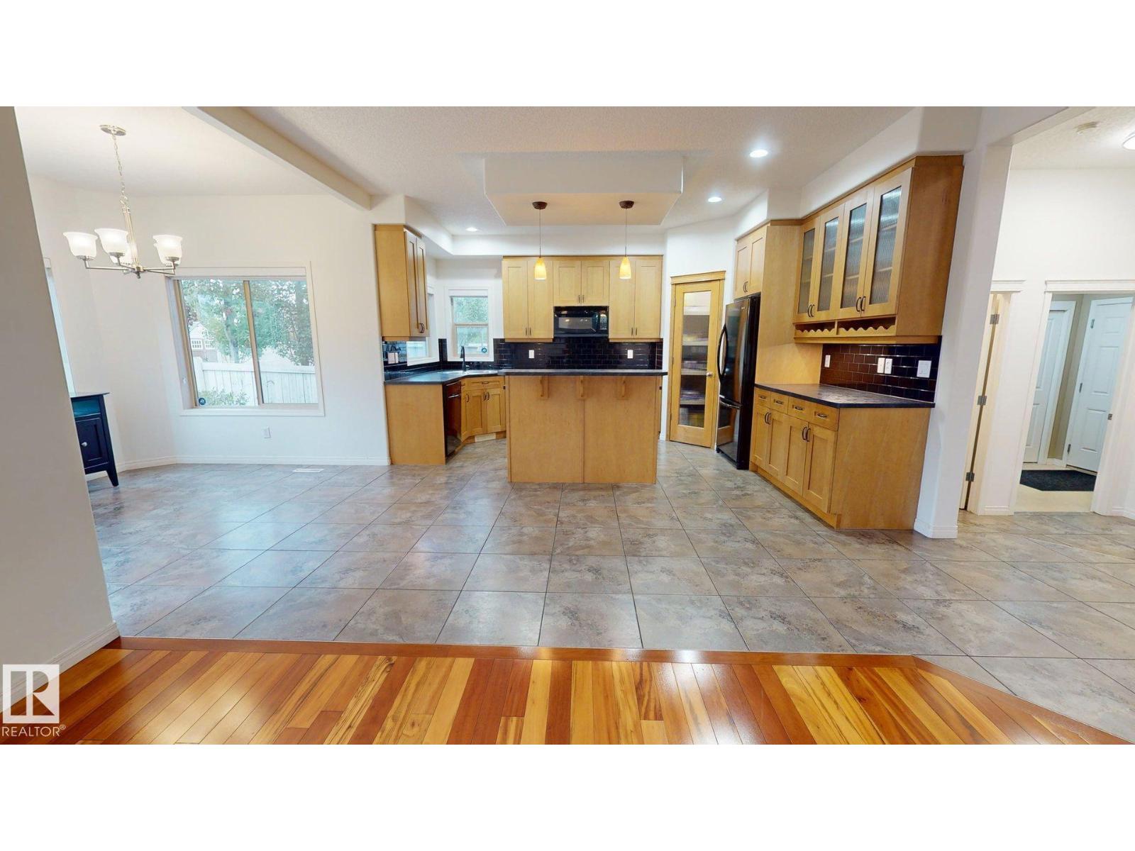 163 CALDWELL WY NW
