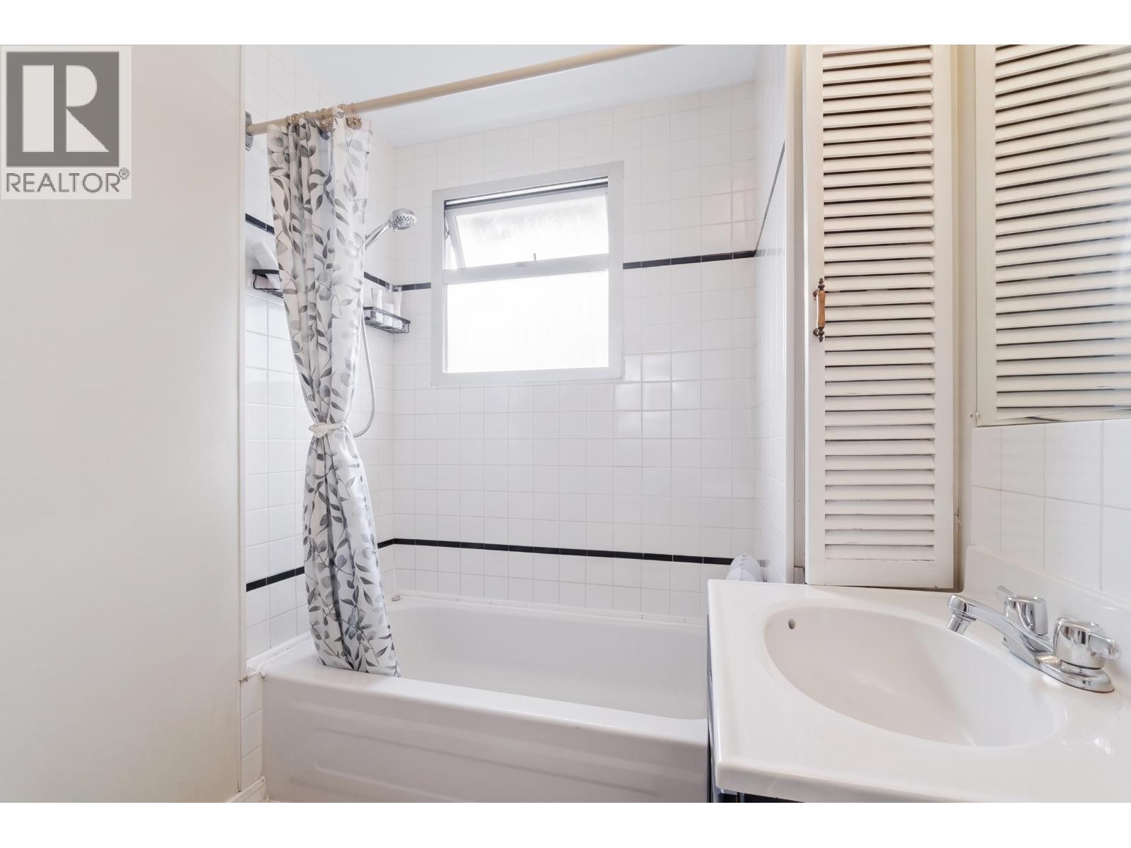570 Colby Street, New Westminster, British Columbia  V3L 3Z1 - Photo 4 - R3106458