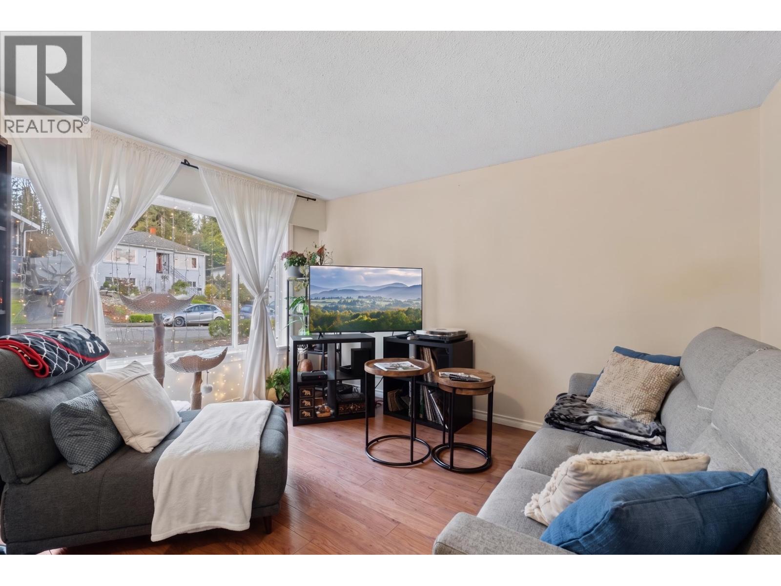 570 COLBY STREET, New Westminster, British Columbia
