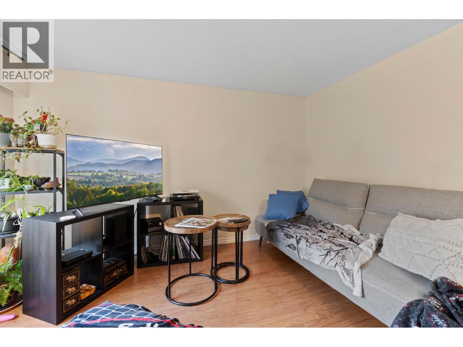 570 Colby Street, New Westminster, British Columbia  V3L 3Z1 - Photo 2 - R3106458
