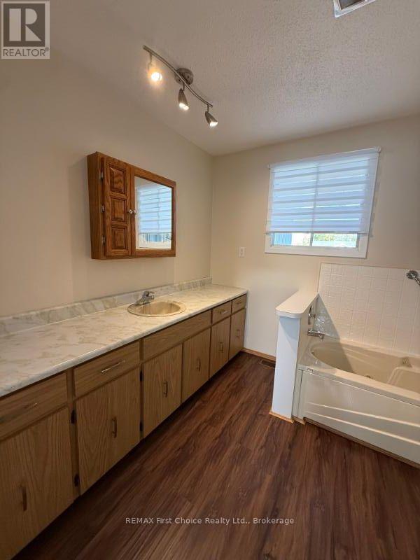 123 Albany Place, Greenstone, Ontario  P0T 2A0 - Photo 18 - X13830570