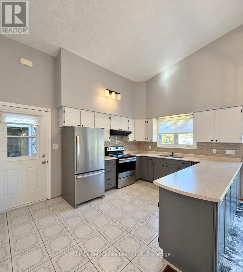123 Albany Place, Greenstone, Ontario  P0T 2A0 - Photo 7 - X13830570