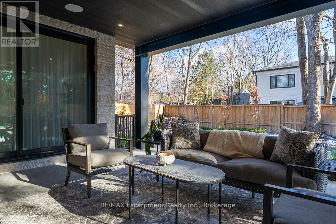 540 Patricia Drive, Oakville, Ontario  L6K 1M2 - Photo 43 - W13830724